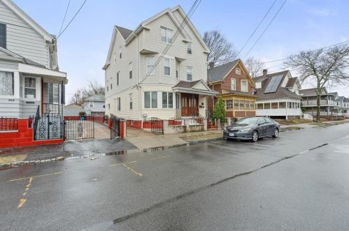 264 Ohio Ave, Providence, RI 02905-2827