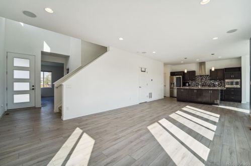 11111 Richfield Cir, Denver CO  80022 exterior