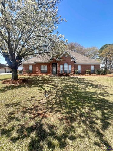 227 Twelve Oaks Dr, Warner Robins, GA 31088-2519