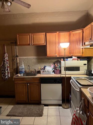 2632 28th St, Philadelphia, PA 19132-3110