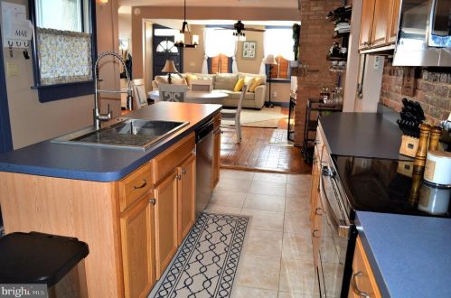 125 North St, Carlisle PA  17013-2431 exterior