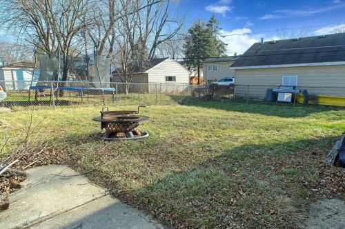 129 Altgeld Ave, Glendale Heights IL  60139-2458 exterior