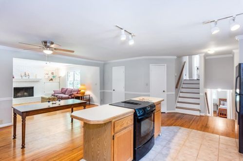 2804 Middleham Ct, Tucker, GA 30084-2736