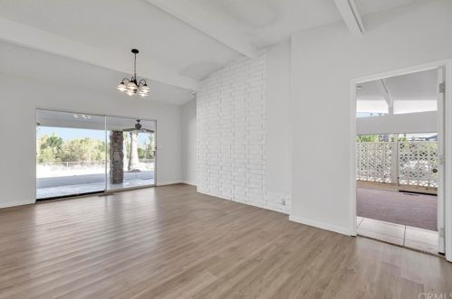 5953 Grand Ave, Riverside CA  92504-1369 exterior