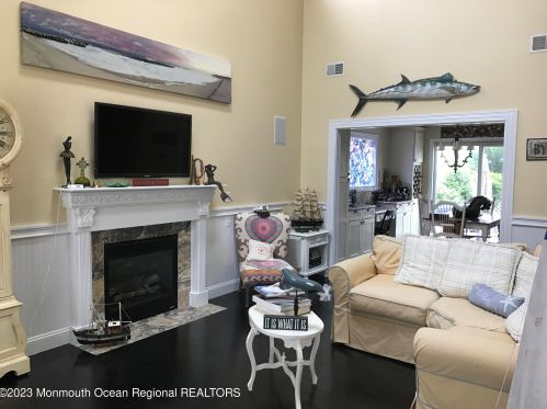 314 Washington Ave, Point Pleasant Beach, NJ 08742-3367