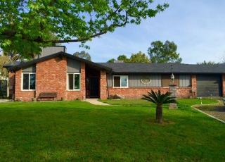 1818 Piedra Rd, Tivy Valley, CA 93657-9104