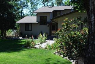 1534 Pleasant Valley Rd, Merlin, OR 97532-9760