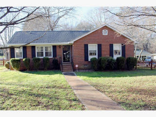 357 Whitethorn Dr, Gastonia, NC 28054-5905