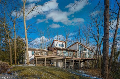 565 Highbank Rd, Severna Park, MD 21146-2307