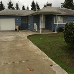140 Walker Rd, Lebanon OR  97355-2345 exterior