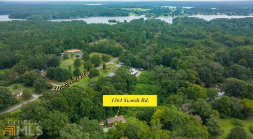 1361 Swords Rd, Buckhead, GA 30625-2119