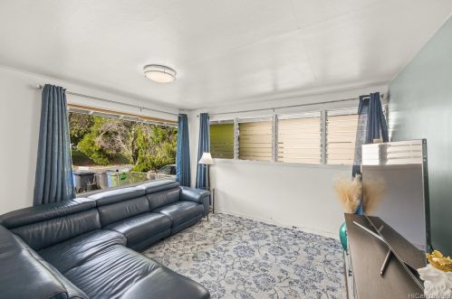 1837 Pacific Hts Rd, Honolulu HI  96813-1571 exterior