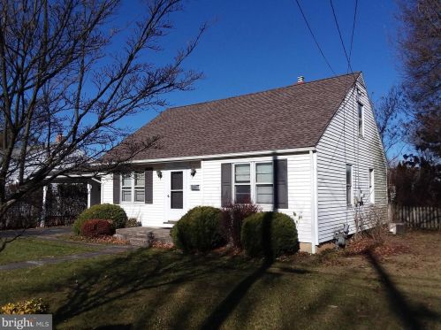 723 North St, Carlisle, PA 17013-2227