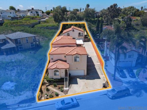 86 Las Flores Dr, Chula Vista CA  91910-1966 exterior