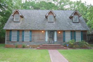 1325 Brookfield Dr, Conway, AR 72032-4573