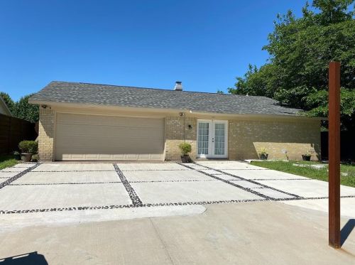 1801 Whiteoak Dr, Garland TX 75040-5410 exterior