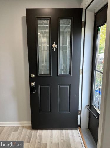 6445 Marsden St, Philadelphia, PA 19135-2706