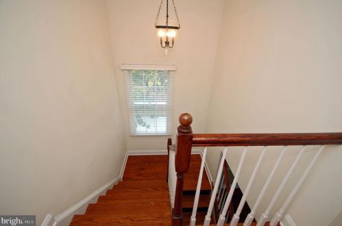 6 Torrey Ln, Princeton NJ 08542-3231 exterior