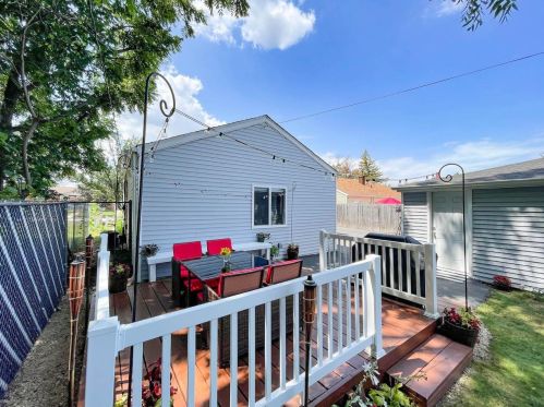 6831 Missouri Ave, Hammond IN  46323-1836 exterior