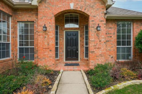 8505 Kenning Ct, Plano TX  75024-7301 exterior