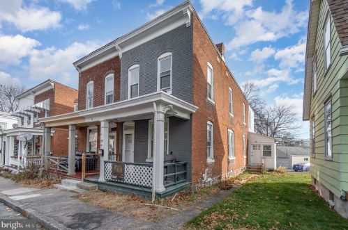 112 Houston Ave, Harrisburg, PA 17103-1737
