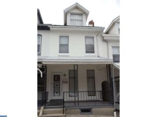 1436 Spruce St, Reading, PA 19602-2140