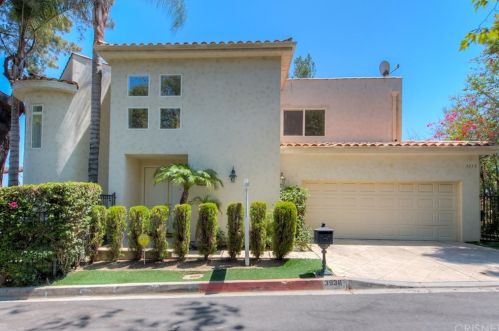 3938 Witzel Dr, Van Nuys, CA 91423-4610