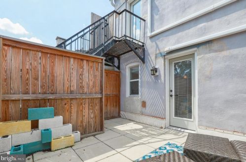 28 Vine St, Lancaster PA  17603-3943 exterior