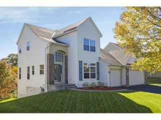 8549 Timberwood Rd, Saint Paul, MN 55125-7611