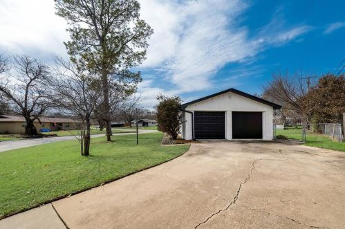 4809 Blaney Ave, Fort Worth, TX 76180-8231