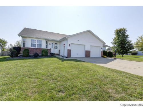 1202 Ptarmigan Dr, Chatham, IL 62629-2026