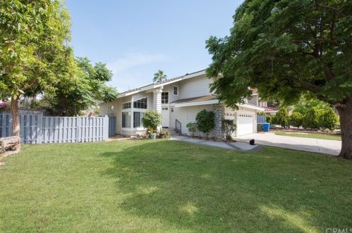 11674 Dellwood Dr, Riverside, CA 92503-0806