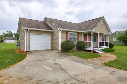 516 Aerodrome Way, Griffin, GA 30224-5429