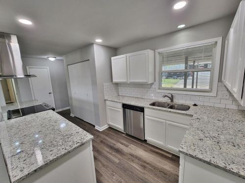 5405 Wales Ave, Fort Worth TX  76133-2505 exterior