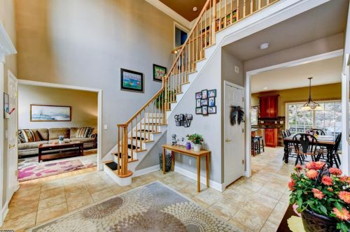 8 Matthew Ct, Dover NJ  07869-1058 exterior
