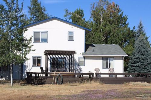 7227 Rainbow Rd, Terrebonne, OR