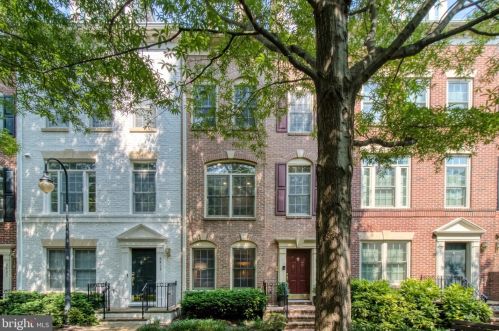 2413 13th Ct, Arlington, VA 22201-5862