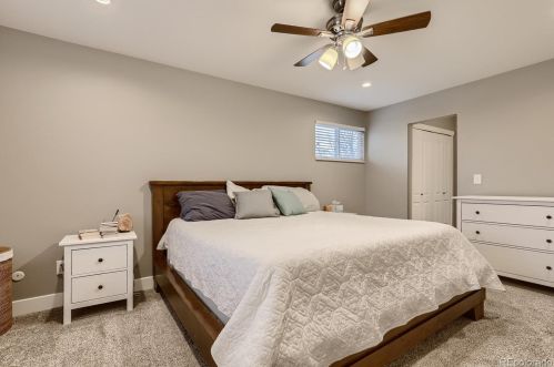 6218 Niagara Ct, Englewood CO 80112-1011 exterior