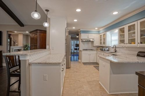 2021 Willowwisp, Taylor Lake Village TX  77586-3312 exterior