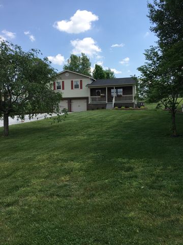 724 Stowers Dr, Corryton, TN 37721-5226