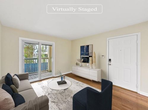 2043 Chastain Park Ct, Atlanta, GA 30342-3235