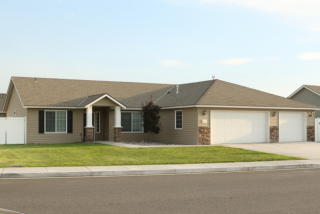 4702 Catalonia Dr, Pasco, WA 99301-8396