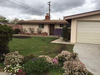 2739 Oakmont Ave, Orange CA  92867-7336 exterior