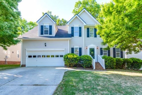 2003 Frissell Ave, Apex, NC 27502-9068