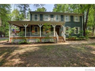 4022 Timber Rdg Rd, Midlothian VA  23112-4543 exterior