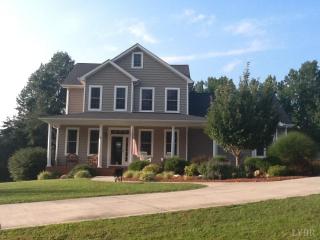 3568 White Rd, Forest, VA 24551-3446
