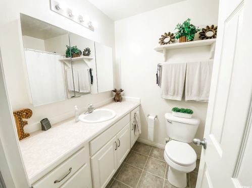 545 2400, Vernal UT  84078-8253 exterior