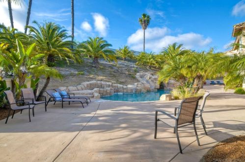 1554 Avenida Guillermo, Oceanside, CA 92056-6500