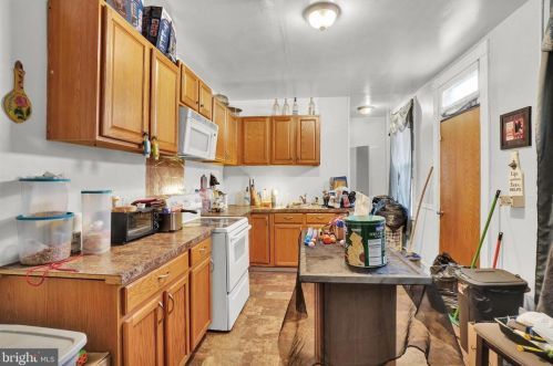 403 Vine St, Lancaster PA  17603-5241 exterior