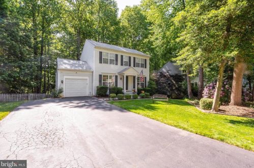 14879 Buttonwood Ct, Woodbridge, VA 22193-3365